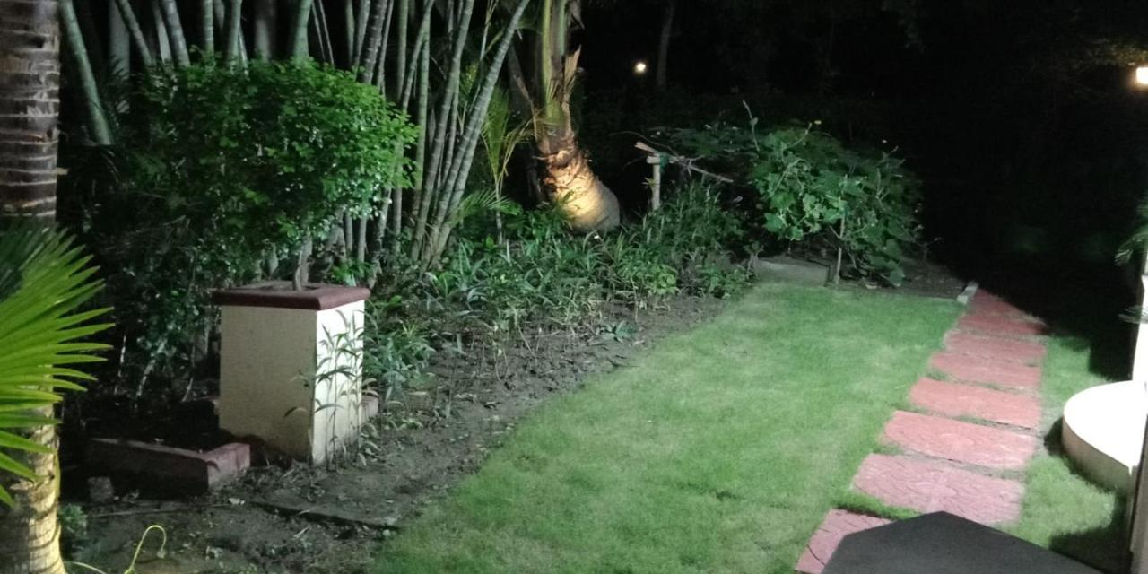 Advani Homestay Hāora Exterior photo